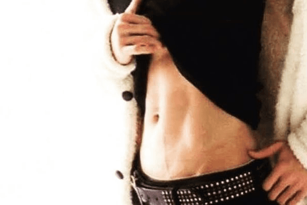 岩本さんが自分のナカを見せてくれるそうです