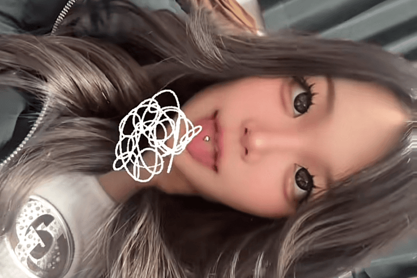 彼女からの手コキ