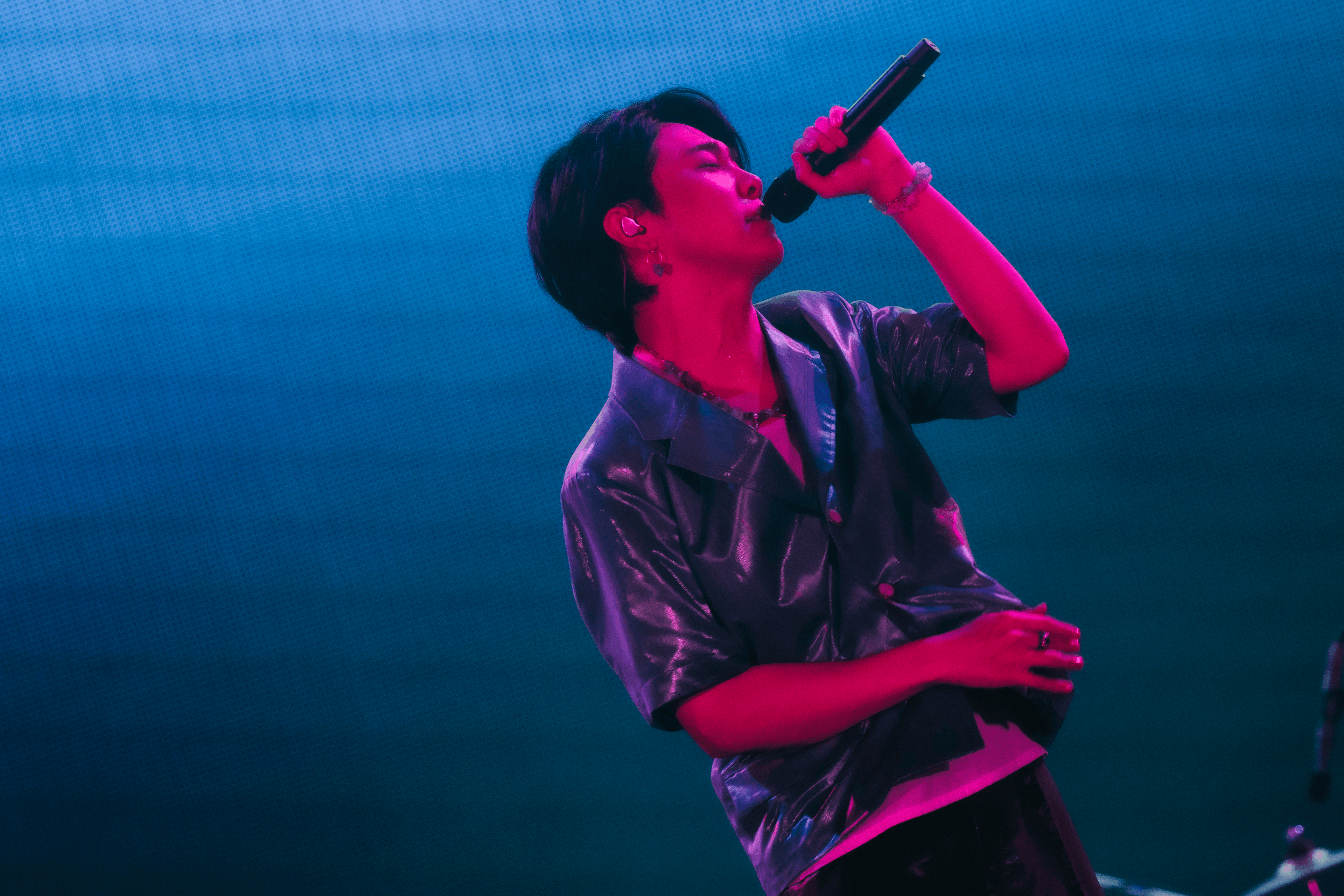 ベットに2人の香りを残して