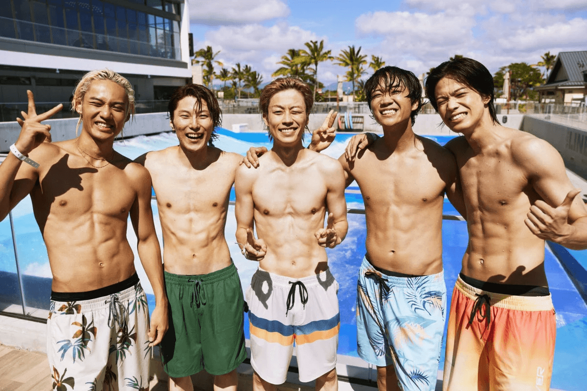 コムドット内の推しが部屋に来て、、