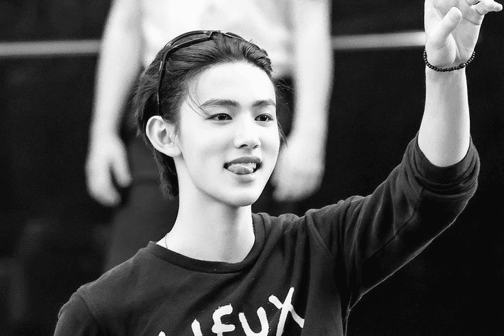 SEONGHYEON（ソンヒョン）